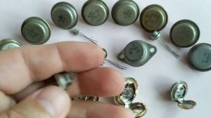 Транзисторы с внутренней позолотой #радиодетали #драгметаллы #золото #скупка #серебро #транзистор