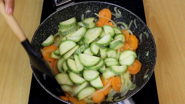 ¡Esta receta te volverá loco! Muslos de pollo con verduras❗ ¡Receta fácil y rápida! смотреть онлайн