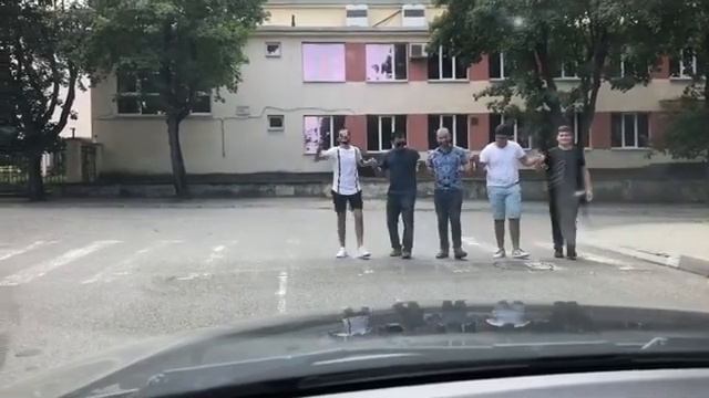 Как Греки переходят дорогу!) смотреть онлайн