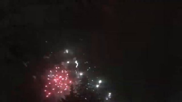 Новогодний салют, Калуга,Театральная площадь 2015.New year fireworks, Kaluga,Teatralnaya square 201