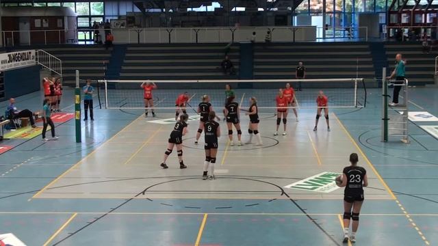 Игра в волейбол Германия