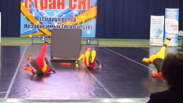 Танцевальное шоу Онтагинез кубок стран СНГ.студия Байсан смотреть онлайн