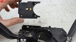 Ремонт под рулевого переключателя  дальнего света  Volkswagen Polo - Repair the steering beam switc