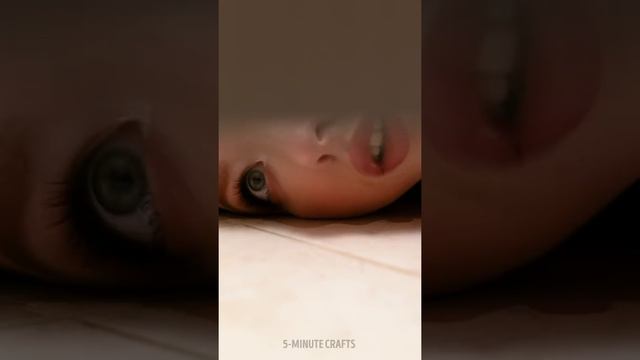 Truly Genius Restroom Hacks To Save Your Life смотреть онлайн