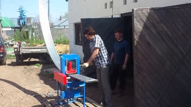 Профилегиб электрогидравлический 220В (ТГ-60) смотреть онлайн