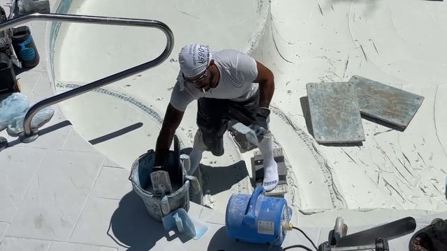 How to resurface your pool with Oyster Quartz Diamond Brite смотреть онлайн