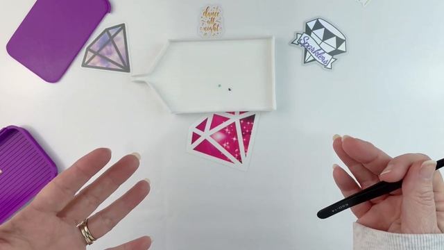 Diamond Painting - Drilling Down | Resin or Acrylic? How Do You Tell? смотреть онлайн