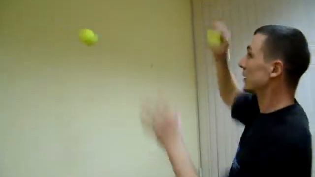 Игра с мячиками часть 3 (одновременно) смотреть онлайн