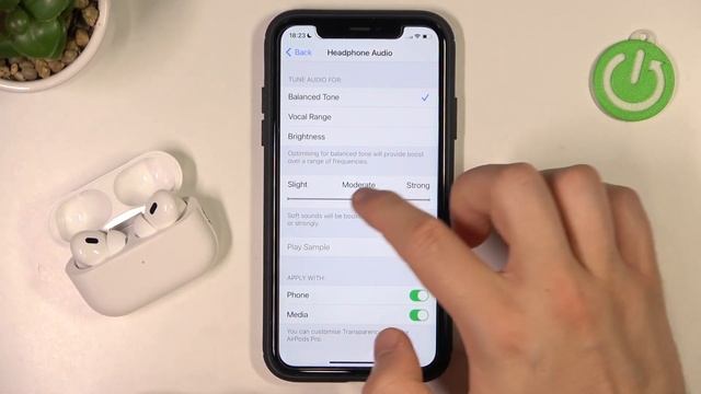 How to Use Sound Equalizer on AirPods Pro 2 - Improve AirPods Pro 2 Sound Quality смотреть онлайн