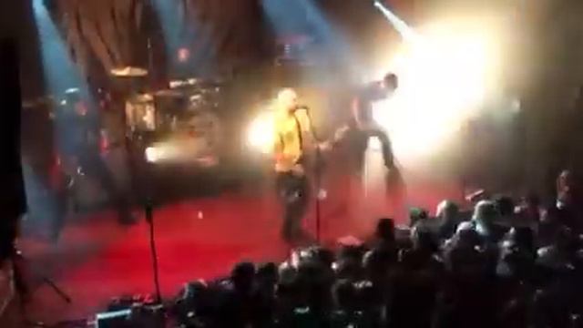 Millencolin - Le Divan du Monde - Paris - 16/02/16 p.4 смотреть онлайн