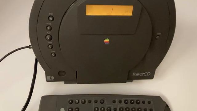 Apple PowerCD Portable CD Player смотреть онлайн