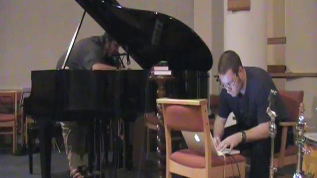 Improvised Piano, Electronics and Laptop (3/3) смотреть онлайн