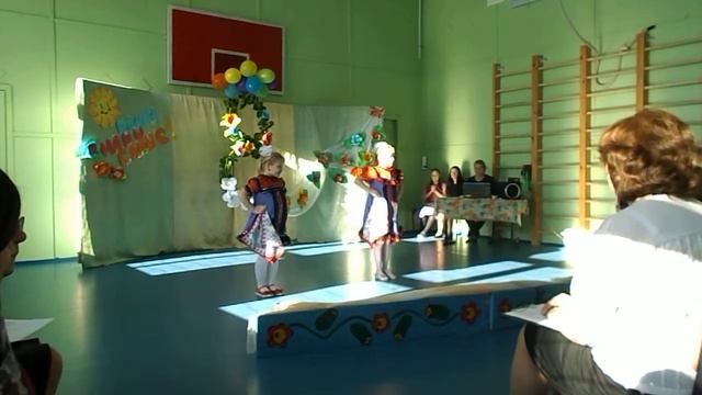 Танец "Калинка-малинка" смотреть онлайн