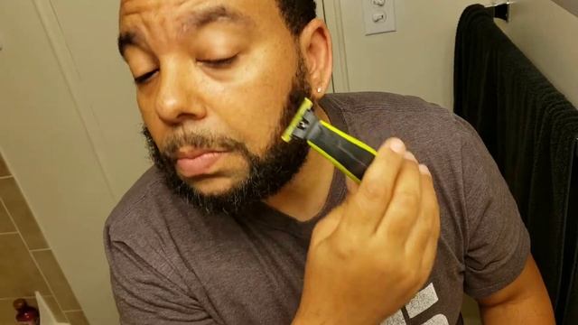 Philips Norelco OneBlade first look смотреть онлайн