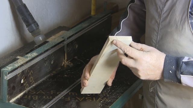 Ключница из дерева в ретро стиле. Wooden key cabinet DIY. Retro style. смотреть онлайн