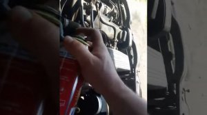 Чистка КАРБОМ дроссельной заслонки двигателя Ауди С4 /А6 / 2.0  своими руками