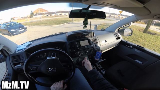 Używany Volkswagen Transporter T5 - pół osobówka, pół dostawczak :) смотреть онлайн