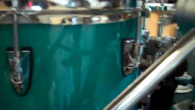 Custom Classic Pro Birch Jazz Drums смотреть онлайн