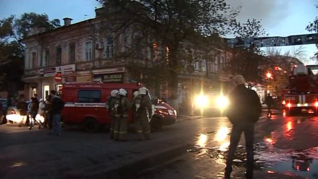 Пожар в ТЮЗе Киселева. 2 октября 2012г. смотреть онлайн
