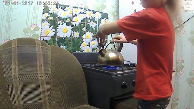 ДОМА КОГДА НЕЧЕГО ЕСТЬ! ДОМА В ДЕРЕВНЕ НА КУХНЕ! смотреть онлайн