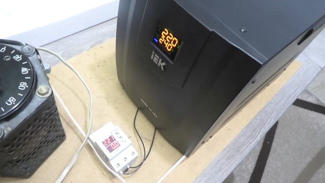 СТАБИЛИЗАТОР НАПРЯЖЕНИЯ IEK HOME 12 kBA № 3 смотреть онлайн