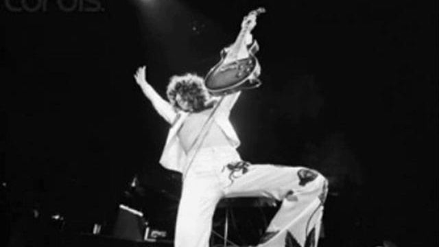 LED ZEPPELIN - Stairway To Heaven (Toronto 1971) смотреть онлайн
