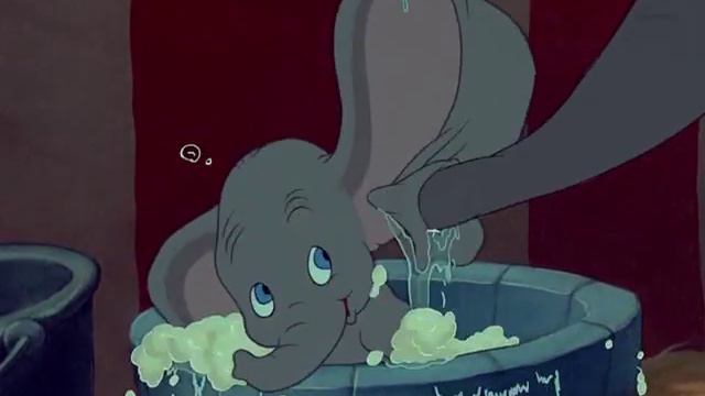 Б-б-б! Булькает слоненок, гудит: "Ууу!" смотреть онлайн