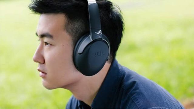 Asus ROG Strix Go 2 4 Kutu Açılımı ve İnceleme смотреть онлайн