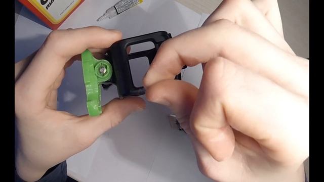 Как склеить любые материалы с помощью соды и суперклея!/ Как надёжно склеить пластмассу! смотреть онлайн