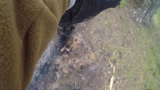 Рыбалка с ночёвкой. САМОДЕЛЬНАЯ НАСАДКА спасла рыбалку. ПОКЛЁВКИ крупным планом. смотреть онлайн