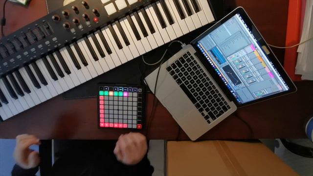 Launchpad mini mk3 Live Loop смотреть онлайн