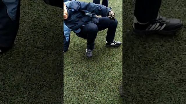 Стрелка 2-ух школьников 1 часть разминка смотреть онлайн