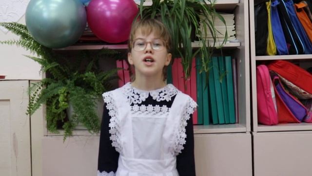 Шульмина Дарья 11 лет 4 класс - Афанасий Фет "Мама, глянь-ка из окошка" смотреть онлайн