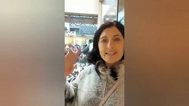 Стихотворение турецкого поэта Охрана Вели "Я слушаю Стамбул закрыв глаза" смотреть онлайн