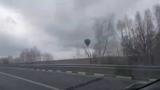 Летающий шар смотреть онлайн