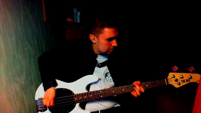 My Hero (Bass Cover) By Foo FIghters