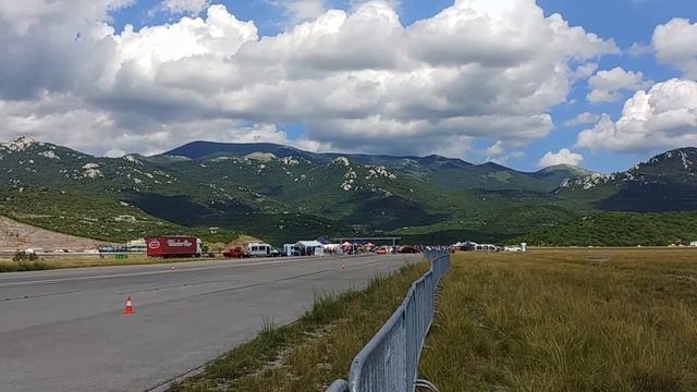 Grobnik streeet race - Renault Megane 1.9dci vs Civic coupe смотреть онлайн