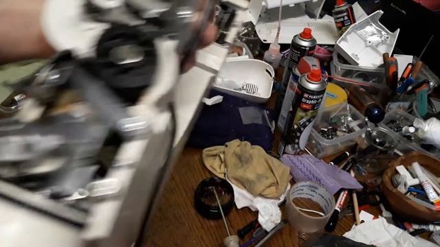 Singer Nähmaschine - Modell 345 - Maschine ölen und schmieren - تشحيم وتزييت الماكينة смотреть онлайн