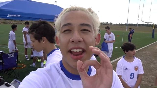 TESTE FÍSICO PROFISSIONAL & MELHOR HAMBÚRGUER DO MUNDO!!!- SOCCER CAMP DAY #3 смотреть онлайн