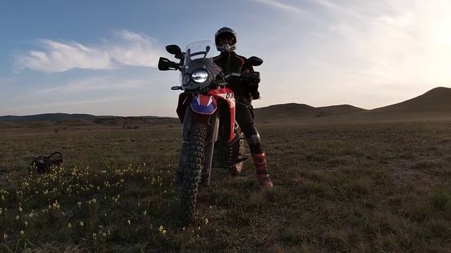 MotoLand Dakar 250 lights смотреть онлайн