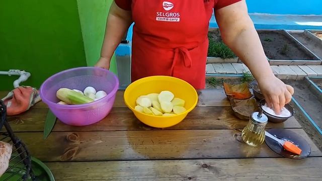 Запекаем КУРОЧКУ с ОВОЩАМИ !!! смотреть онлайн