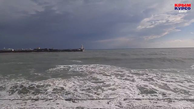 Ялта каждый день. 11.01.2017 - Хороший морской душ :) смотреть онлайн