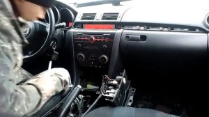 Как снять блок климата Мазда 3