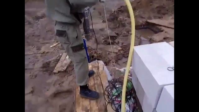 Обзор: Вибрационный насос UNIPUMP БАВЛЕНЕЦ 2 и блок АКВАРОБОТ ТУРБИПРЕСС Б2 смотреть онлайн