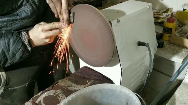 Как Сделать Нож Танто Часть:1 Клинок tanto knife with his hands part 1 譚刀 смотреть онлайн