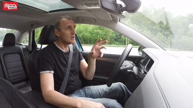 Volkswagen Jetta против Kia Cerato: «заруба» на старте, «лосиный тест», горная дорога смотреть онлайн