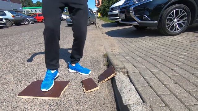 Как сломать доску ногой. Джеки Чан в шоке. смотреть онлайн