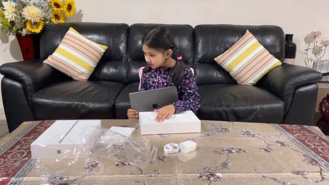 Unboxing IPAD 8th Generation and IPad cover with Anayah Basha смотреть онлайн
