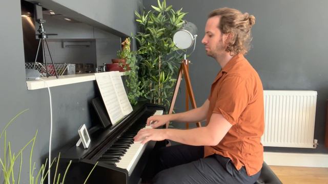 Vaughan Williams - Valse Lente | Grade 4 | Month 13 смотреть онлайн