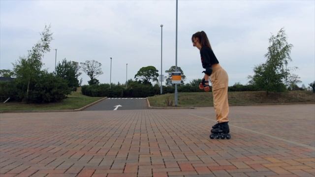 Learning to Roller Blade for the First Time - Inline Skating Tricks for Beginners (Flying Eagle F5S смотреть онлайн